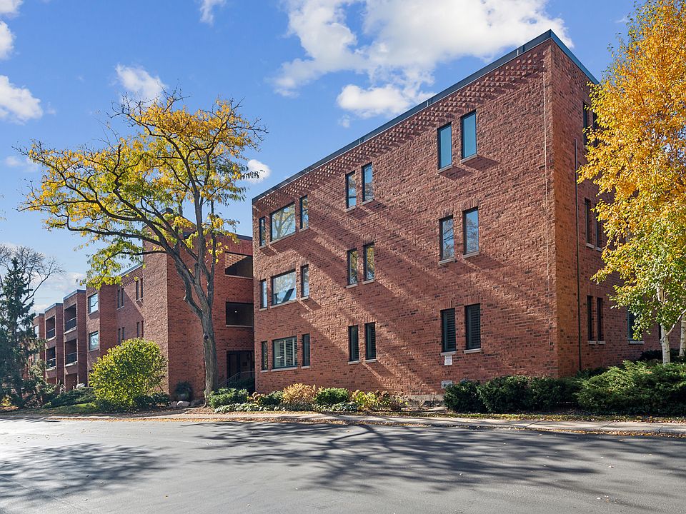 1st image of 105 E Laurel Ave APT 205