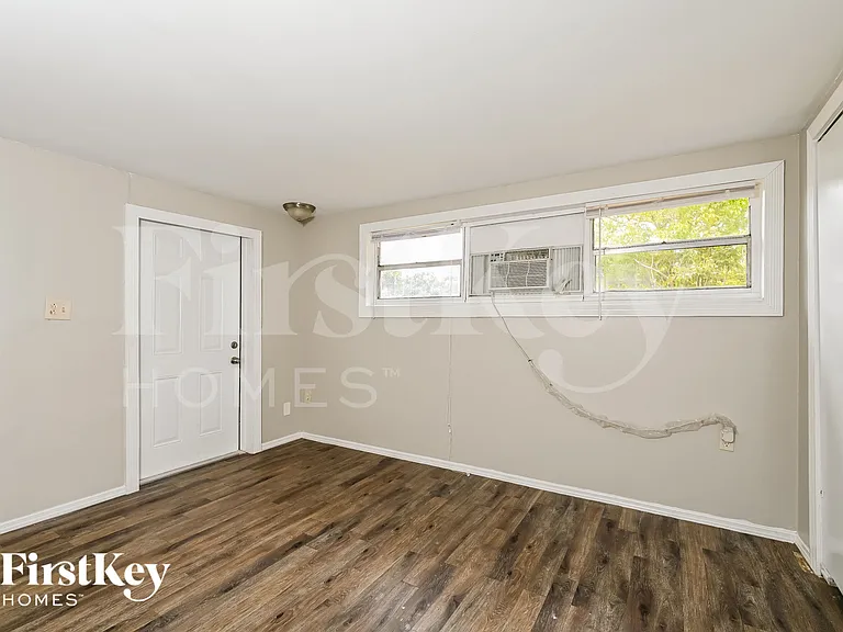 904 Alaska Dr — Photo 10