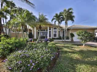 256 Grapewood Ct, Marco Island, FL 34145