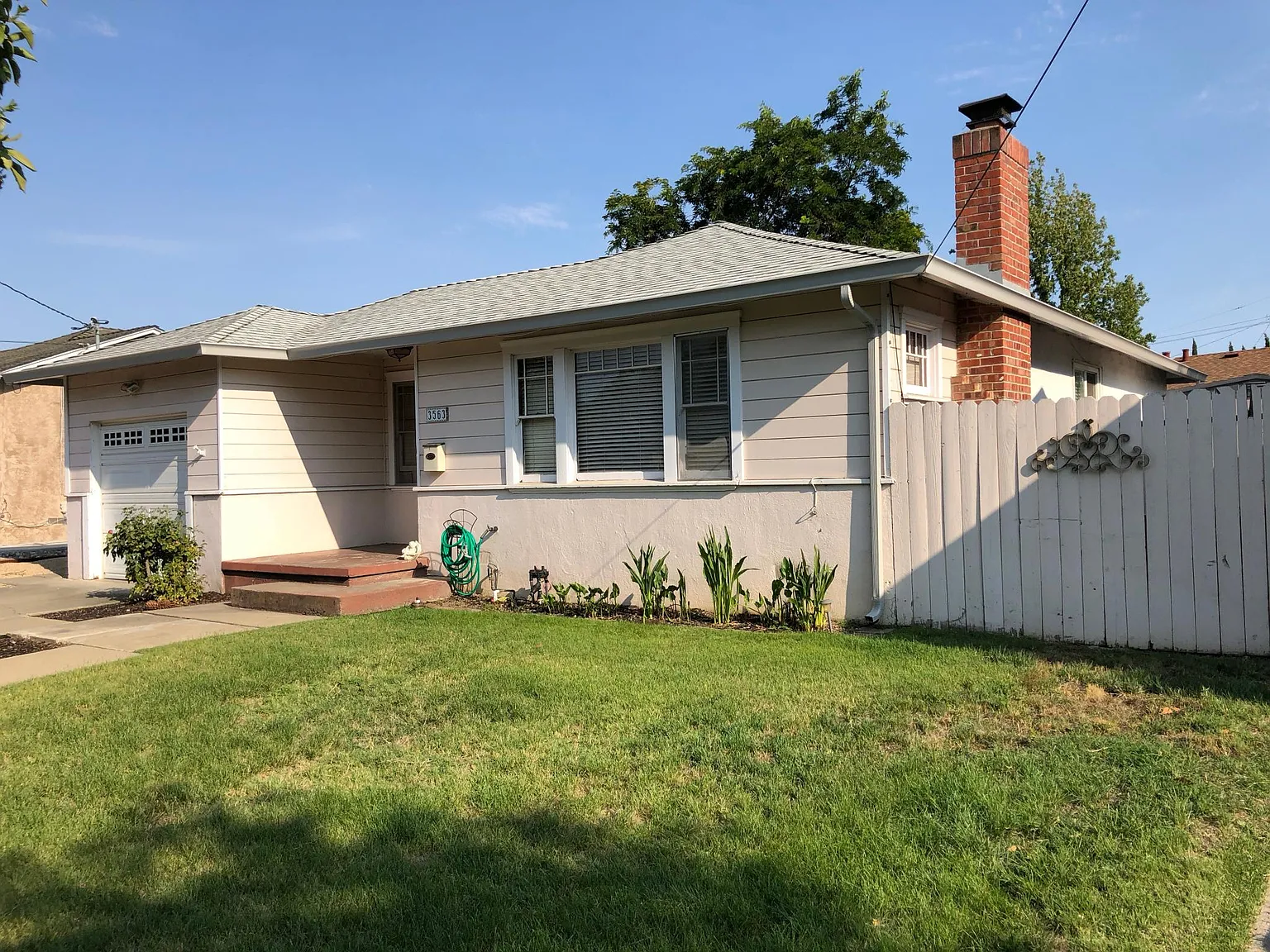 3563 Madeira Way photo 1