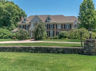 12 Morningside Dr, Dover, MA 02030