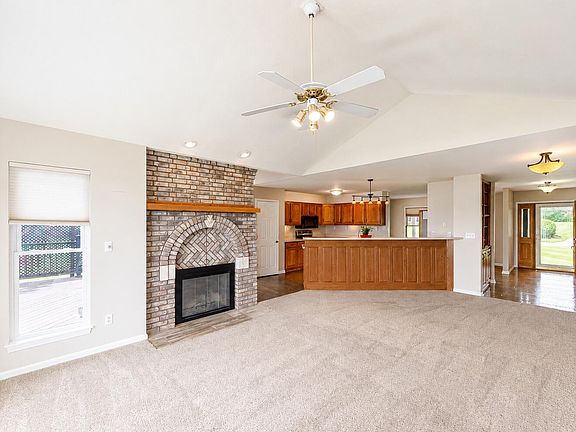 4th image of 11422 Audrain Rd #9907