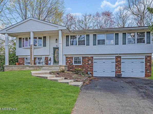 1 Foxcroft Drive, Marlboro, NJ 07746