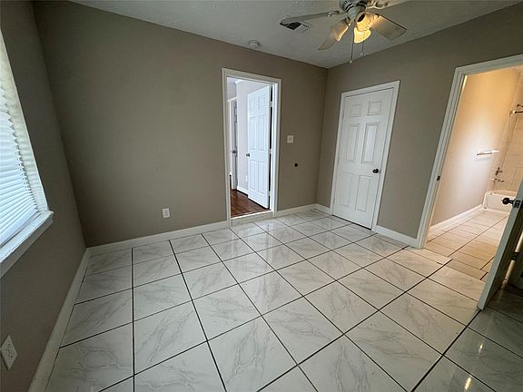 4th image of 814 Globe St