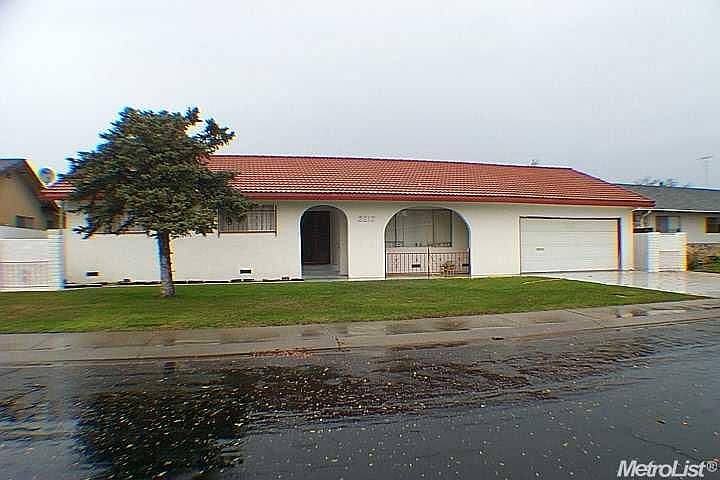 1st image of 2217 SE Hale Aloha Way
