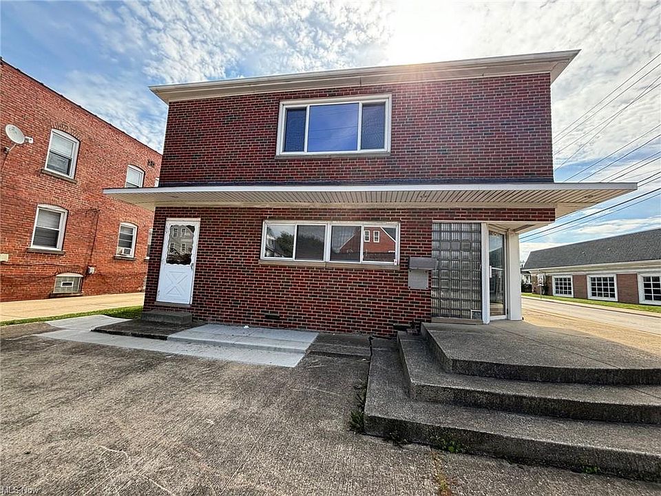 1st image of 29436 Euclid Ave #Up
