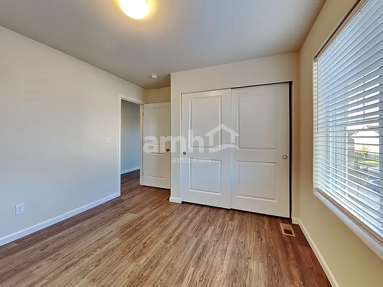 18960 112th Avenue Ct E — Photo 15