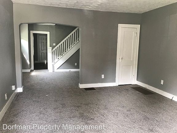2nd image of 802 N Bradley Ave