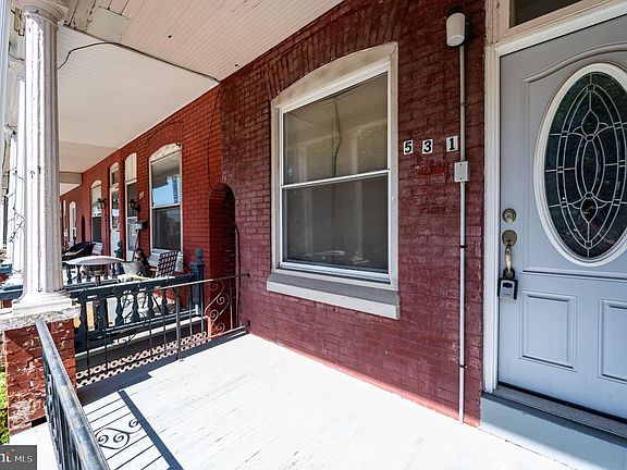3rd image of 531 Chestnut St