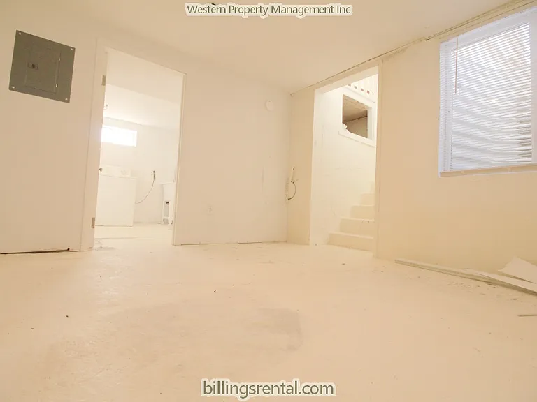 1042 N 24th St — Photo 6