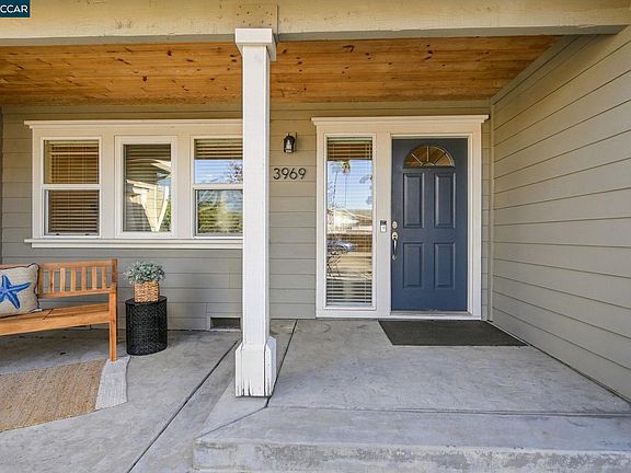 5th image of 3969 Duke Ct