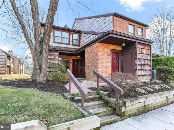 44 Witherspoon Ct #137, Wayne, PA 19087
