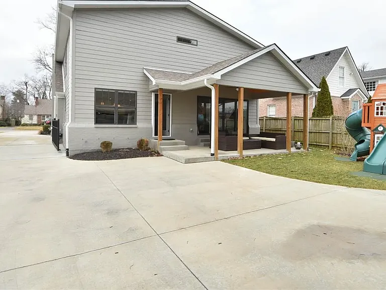 530 Chinoe Rd — Photo 48