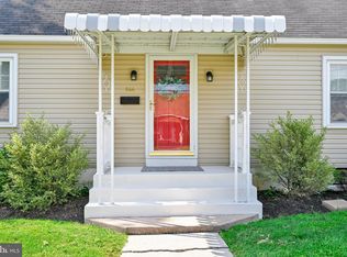 544 W Chestnut St, Cleona, PA 17042