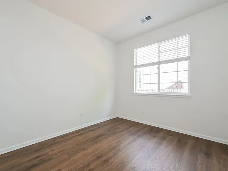 18512 E Harvard Dr — Photo 12