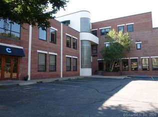 32 Haviland St #204, Norwalk, CT 06854