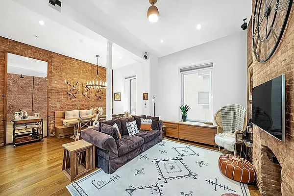 1st image of 23 10th St #204/205