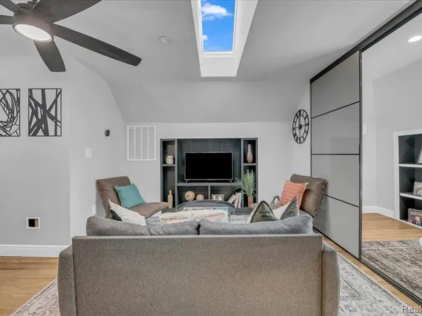 1502 Virginia Park St #B, Detroit, MI 48206