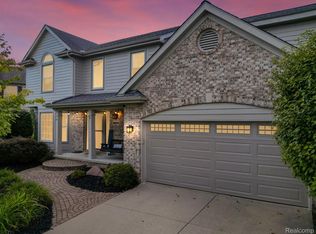6471 Ancroft Ct, Clarkston, MI