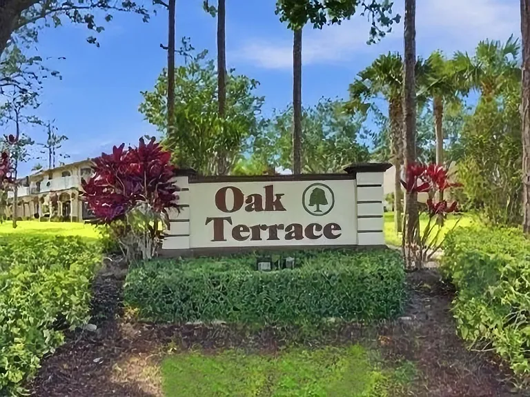 4535 Oak Terrace Dr — Photo 31