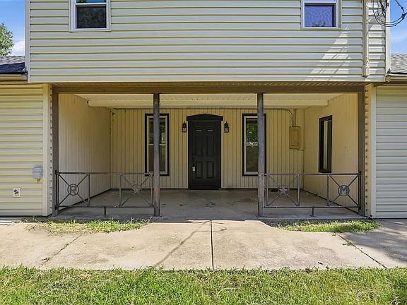 2nd image of 7359 E Lake Rd