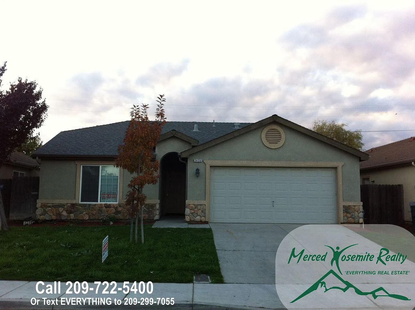 2435 N Shoemaker Ave photo 1