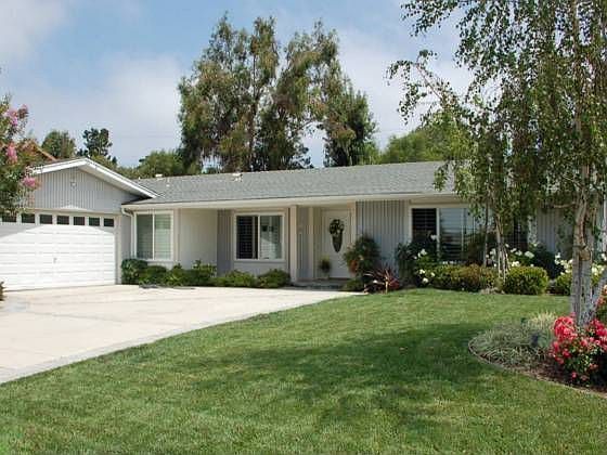 1st image of 845 Calle Fresno