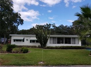 2080 Oak Cir, Mount Dora, FL 32757