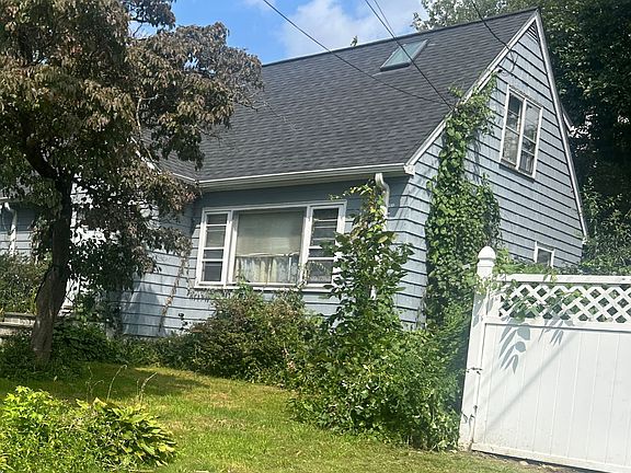 5th image of 80 Marsdale Avenue