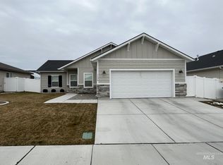 1756 Houston St, Twin Falls, ID 83301