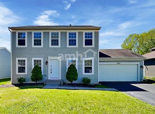 2751 Grand Ridge Cir, Aurora, IL 60503