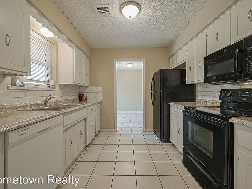 1st image of 3501 San Leon Ct