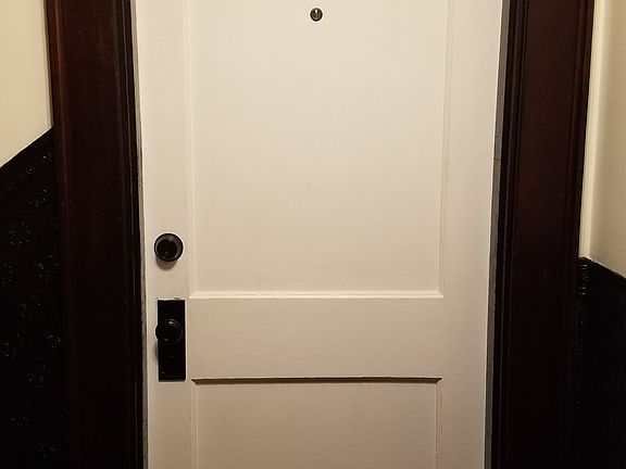 2nd image of 402 Taylor Ave APT 1