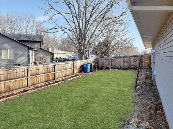 3700 SE 24th Ct, Des Moines, IA 50320