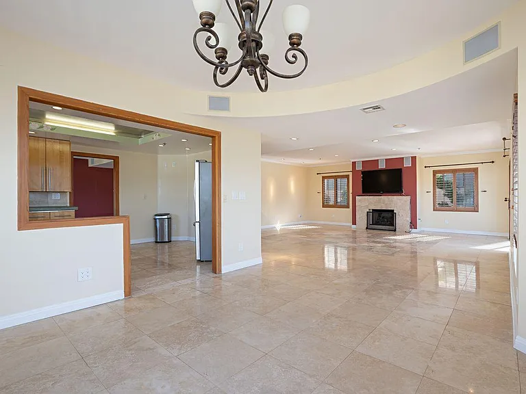 1230 E Ocean Blvd #601 — Photo 13