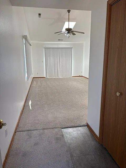 8 bed, 5252 sqft, $1,200 — Photo 2