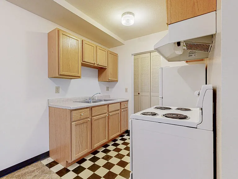 The Park Apartments — Photo 111
