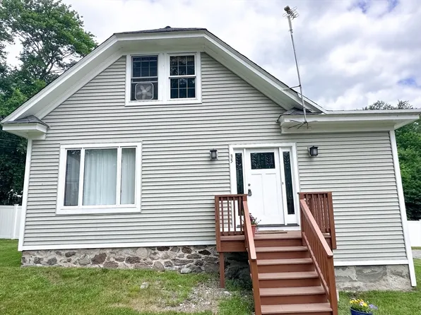 35 Parham Rd, Tyngsboro, MA 01879