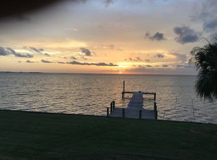 303 Fisherman Rd, Anahuac, TX 77514