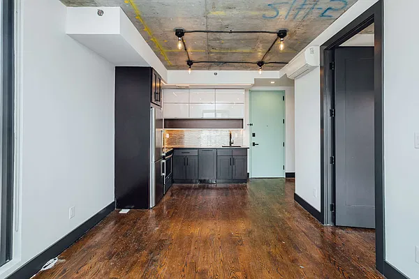 Rented by Nooklyn NYC LLC | media 6