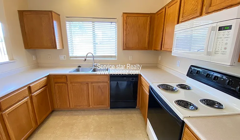 13186 W Gelding Cir — Photo 3