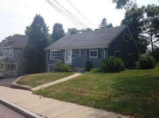 34 High View Ave, West Roxbury, MA 02132