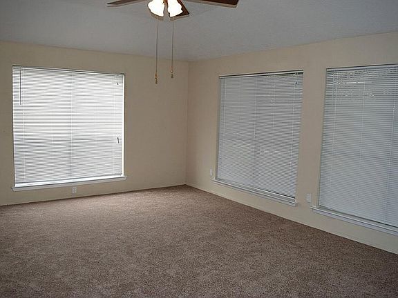 5th image of 15814 Camino Del Sol Dr