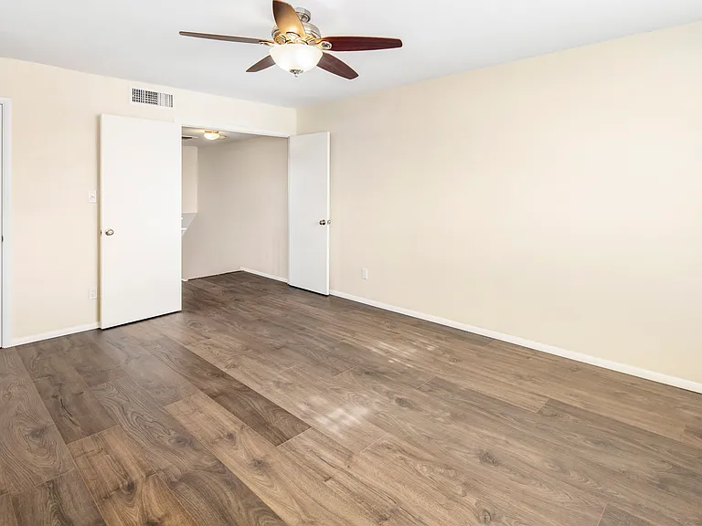8323 E Vista Dr — Photo 16