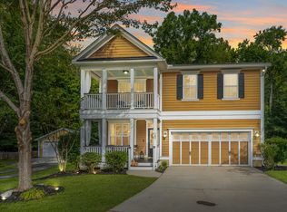 105 Bo Barry Ln, Summerville, SC 29483