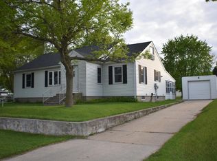 326 East St, Sauk Centre, MN 56378