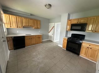 1009 1/2 Oak St #1, Roselle, NJ 07203