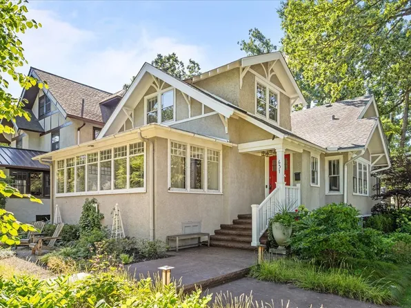 631 Central Ave, Wilmette, IL 60091