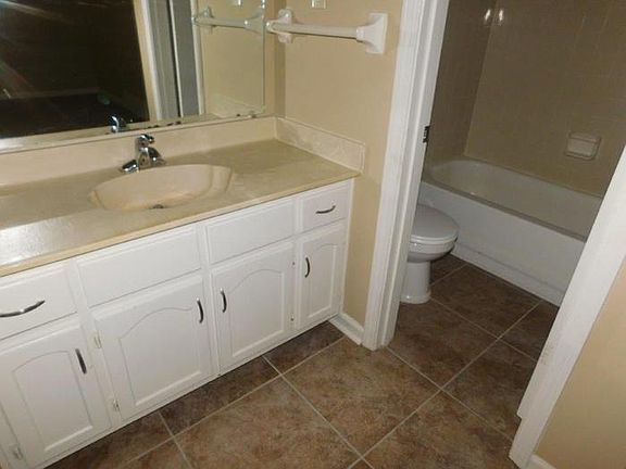 5th image of 3272 Venson Dr