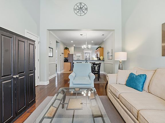 5th image of 6095 Catalina Dr. #2814